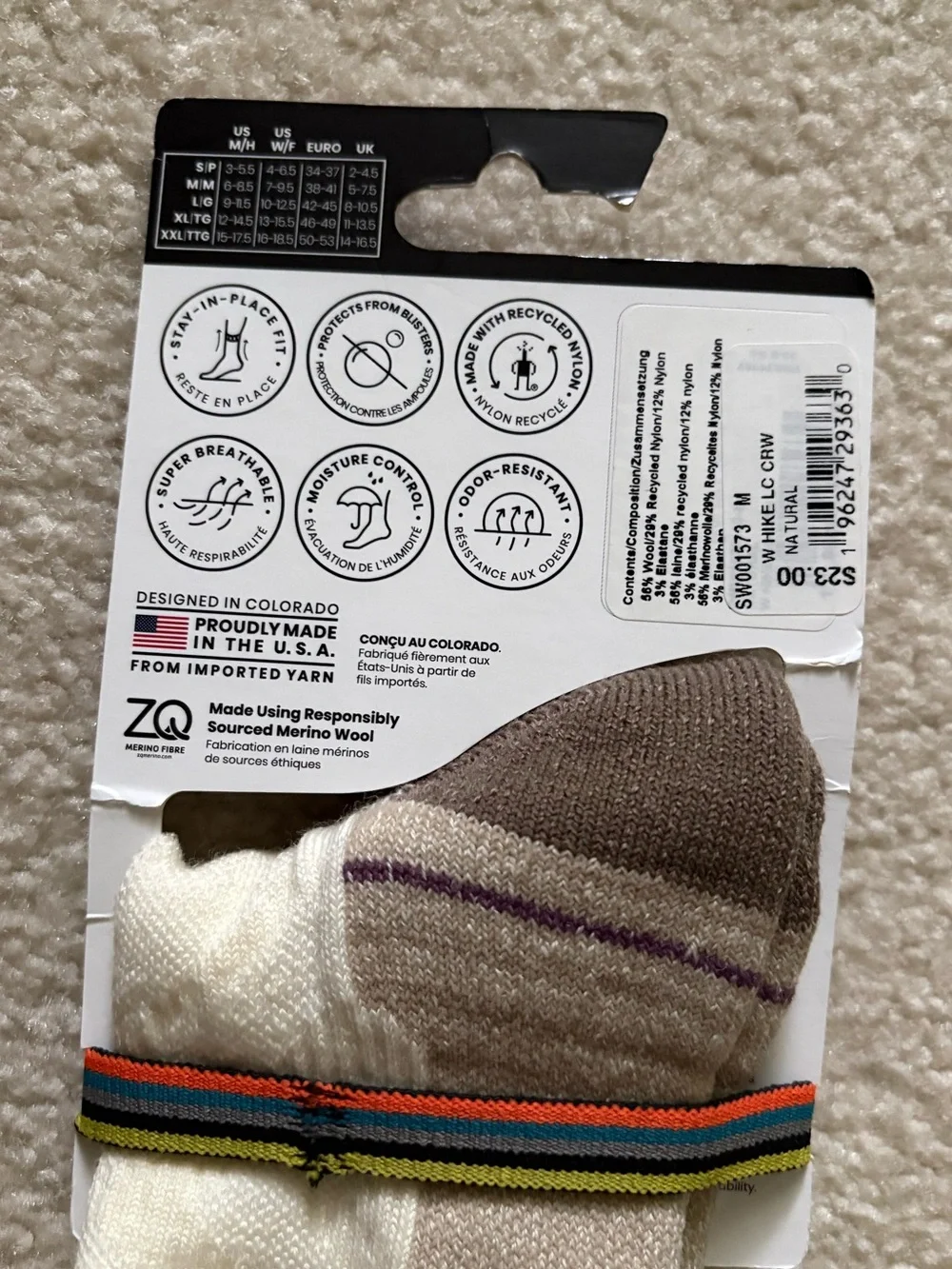 NWT 2 Pairs of SmartWool Women's Hike Light Cushion Crew Socks. Size Medium.